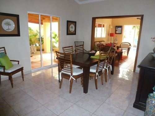 Imagen 6 de 10 de Hermosa Villa En Metro Country Club,