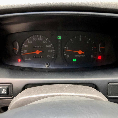 Imagen 13 de 20 de Mitsubishi L200 2007 2.5 Sport Hpe Cab Doble At 4x4 Dissano