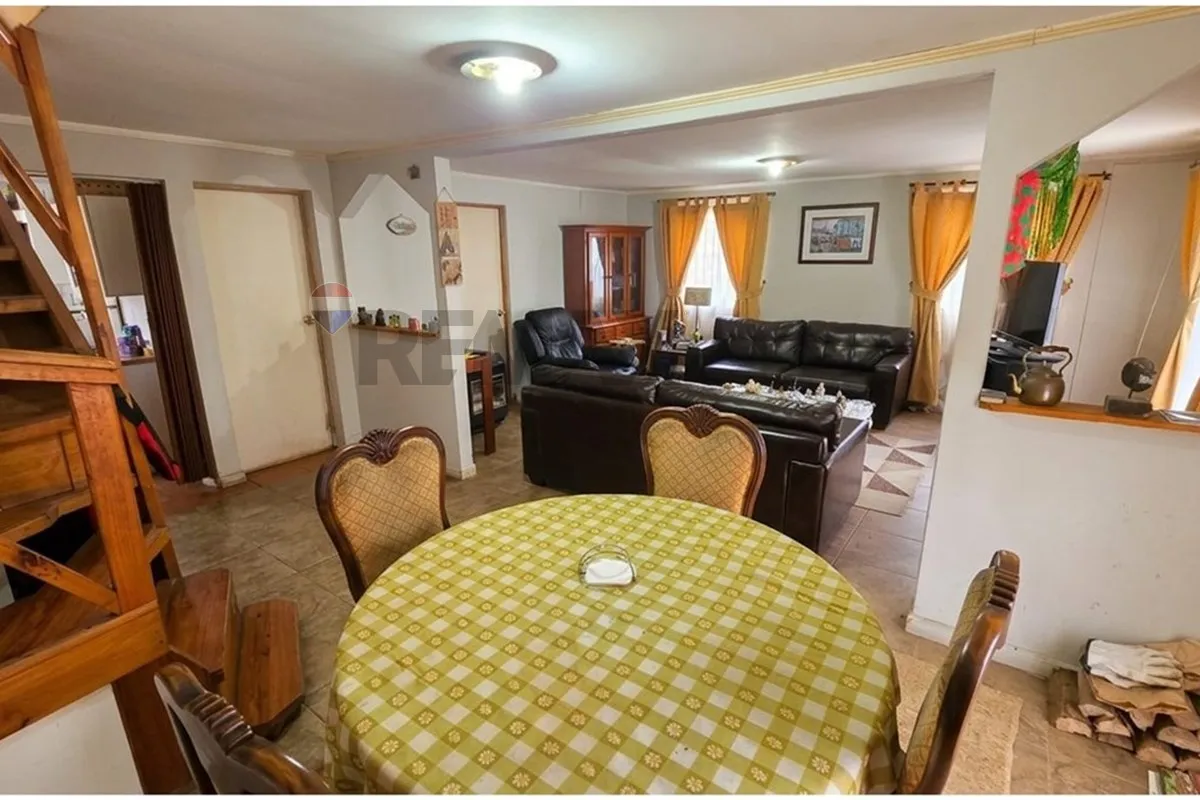 Imagen 4 de 10 de Oportunidad Unica: 2 Casas Sólidas En El Quisco