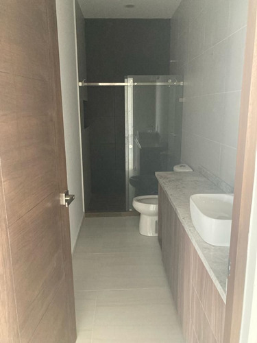 Casa En Venta En Mision San Jerónimo En Queretaro
