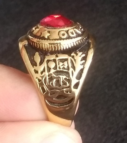 Anillo De Grado Abogado En Acero Dorado Talla 11 Nuevo.