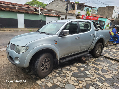 Mitsubishi L200 3.2 Triton Hpe Cab. Dupla 4x4 4p