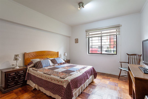 Oportunidad Depto Amplio Antiguo En Venta 3d 2b En Ñuñoa