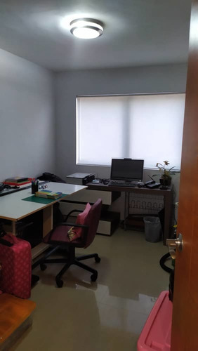 Imagen 16 de 19 de Apartamento A La Venta, Res. Las Brisas, Mañongo, Carabobo