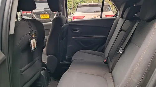 Chevrolet Tracker Ls Mt 1800 Cc 4x2 Abs 2 Airbag