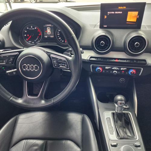 Imagen 9 de 17 de Audi Q2 1.4 Tfsi Stronic Sport 2017 Marrocchi Exclusivos