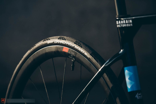 Neumático Continental Grand Prix 5000 700x28 S Tr Tubeless 220tpi, color negro
