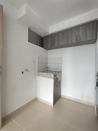 Apartamento En Venta En La Floresta. Cod V30755