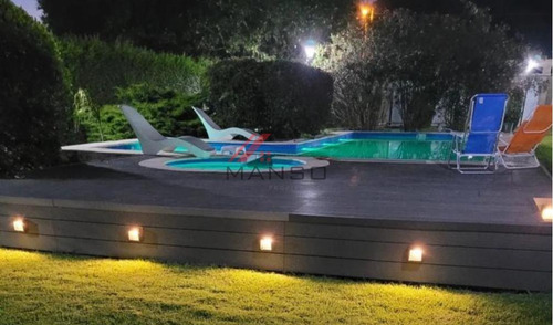 Espectacular Pileta, Quincho Y Un Asombroso Parque A La Venta - 20 De Junio