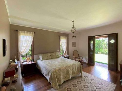 Casa Com 4 Dormitórios 2 Suítes À Venda, 376 M² Por R$ 2.150.000 - Algarve - Cotia/sp - Ca3239