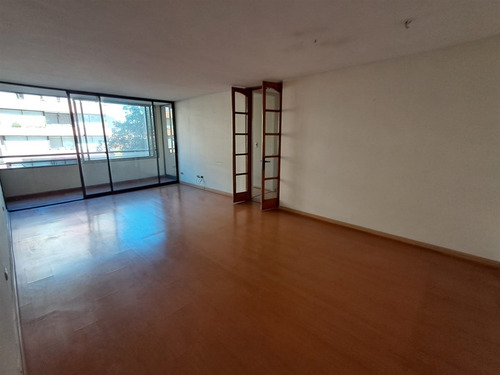 Departamento En Arriendo De 3 Dorm. En Las Condes