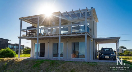 Casa Moderna En Balneario Buenos Aires