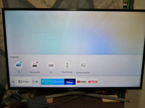 Imagen 2 de 3 de Samsung Smart Tv 43 4k Mu6103 Series 6