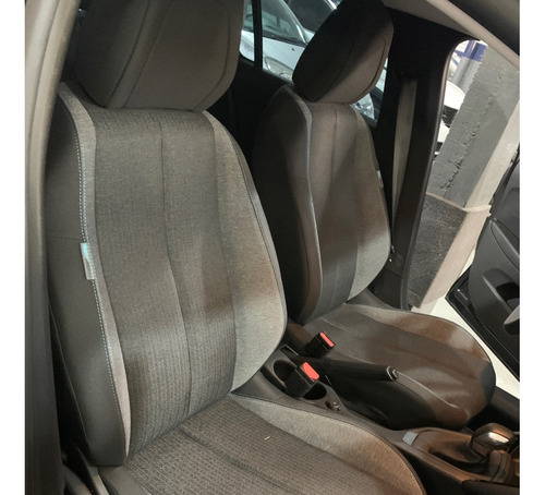 Peugeot 208 1.6 Style Tiptronic