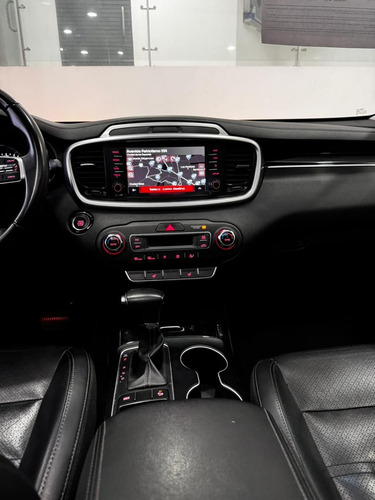 Kia Sorento 3.3 V6 Ex Pack Piel 7 Pasajeros At