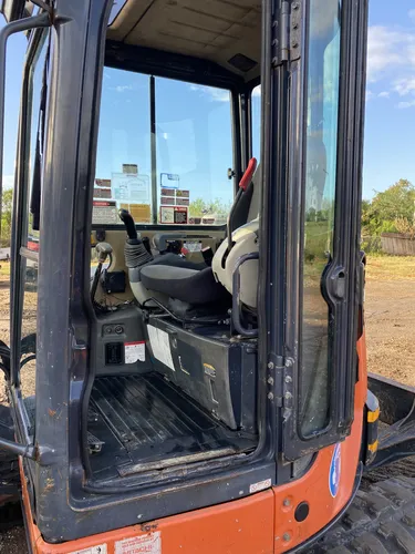 Mini Excavadora 5t, Modelo 2012 Con 3 Baldes Linea Humedad