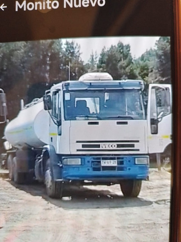 Camión Algibes Iveco Tector, Estanque 18 Mil