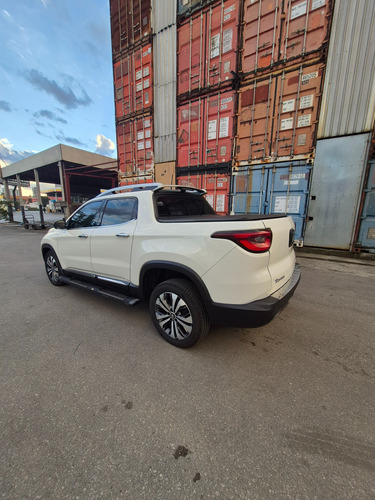 Fiat Toro 2.0 Volcano 4x4 Aut. 4p Automática