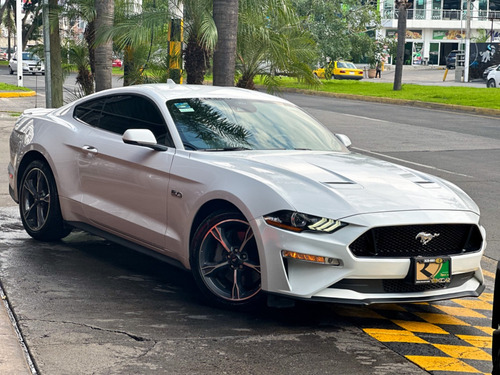 Ford Mustang 5.0l Gt V8 At