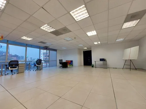 Oficina En Arriendo En Chico