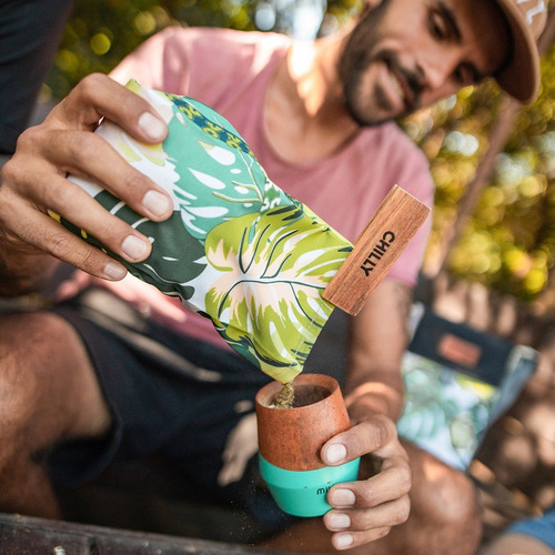 Imagen 4 de 7 de Yerbera De Tela 500 Grs Diseño Hibiscus Chilly