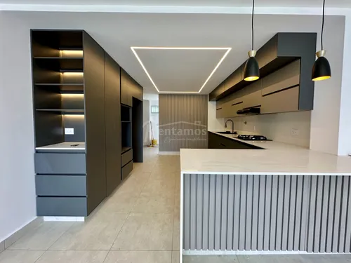 Casa En Venta En El Poblado. Cod V776070