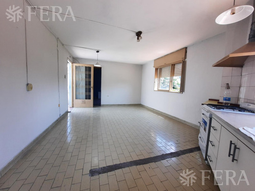 Venta Ph 2 Ambientes Con Patio En Ciudadela