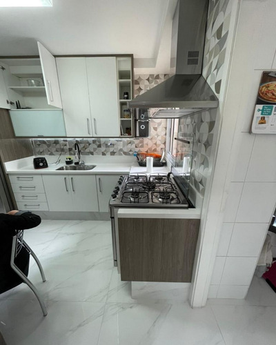 Imagem 7 de 19 de Apartamento - Ap04007 - 70277330