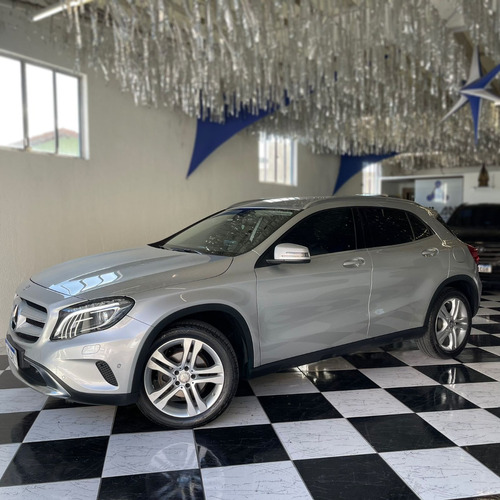 Mercedes-Benz Classe GLA 1.6 Advance Turbo Flex 5p