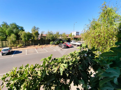 Departamento En Venta De 3 Dorm. En Cerrillos