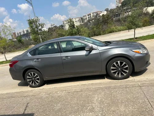 Nissan Altima 2.5 Sense Cvt