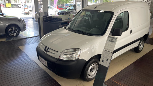 Imagen 16 de 25 de Peugeot Partner Confort Nafta