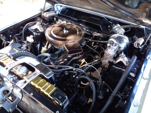 Ford Fairlane Restaurado A Nuevo Titular