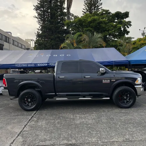 Dodge. Ram 2500