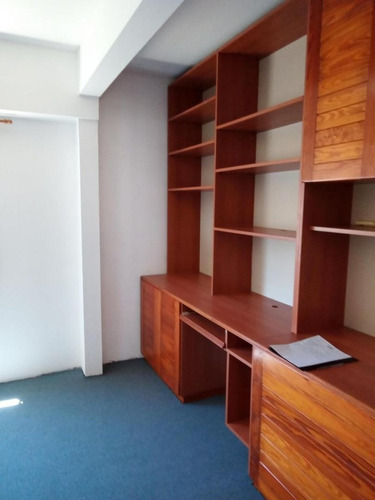Imagen 6 de 7 de Oportunidad!! Departamento De 2 Ambientes A Mts De Las Flore