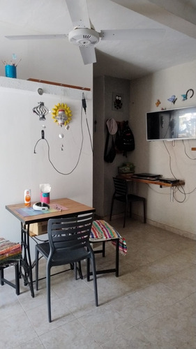 Departmento Un Dormitorio Con Patio, Otro Similar Con Garage