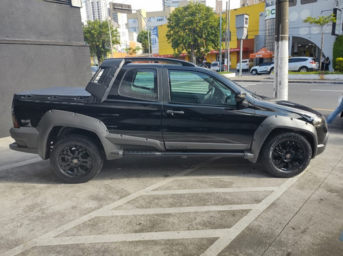 Imagem 6 de 11 de Fiat Strada Adventure Cd Locker 1.8 Manual 2012 Blindado