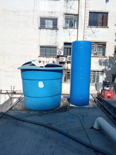 Venta Restaurante Remodelado Y Equipado Con Licencia De Licores. Av Las Delicias A Pie De Calle. Yy