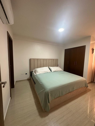 Apartamento En Prebo, Resid. Agua Viva 2. Tipo Estudio. Lm.p