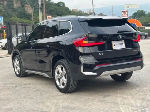 BMW X1 SDRIVE 18I XLINE AT 1500CC