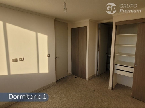Excelente Depto 2d/2b En Valparaíso Con Balcón, Bodega Y Est