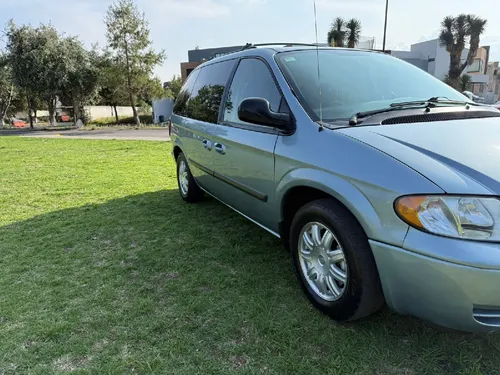 Chrysler Voyager Lx At