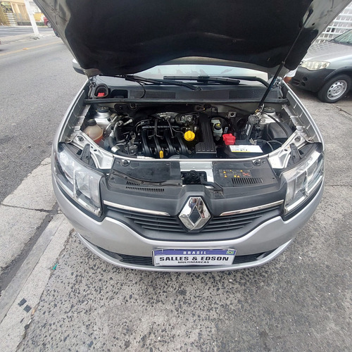 Renault Sandero 1.0 16v Expression Hi-flex 5p