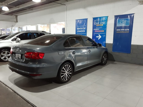 Volkswagen Vento 2.0 Fsi Sportline Dsg 2012 Dg