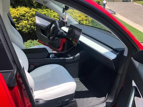 Tesla Model Y 2020
