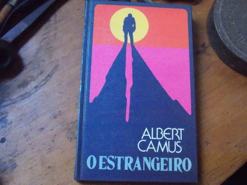 Camus - El Extranjero ///  En Portugues