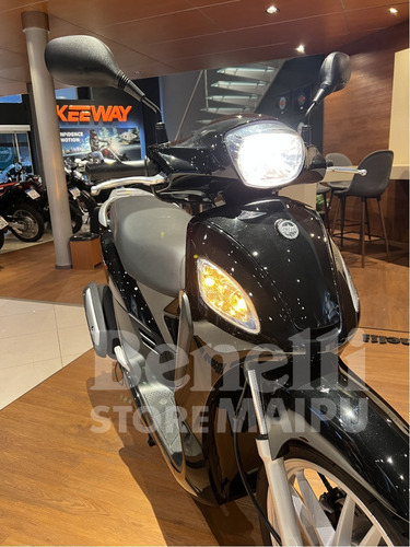 Imagen 3 de 15 de Sym Symphony 125 (no Elite, No Pcx, Scooter, No Yamaha)