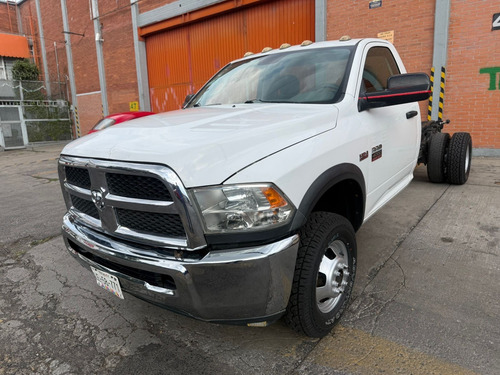 RAM 4000 5.7 Chasis Cabina Pl 4x2 Mt