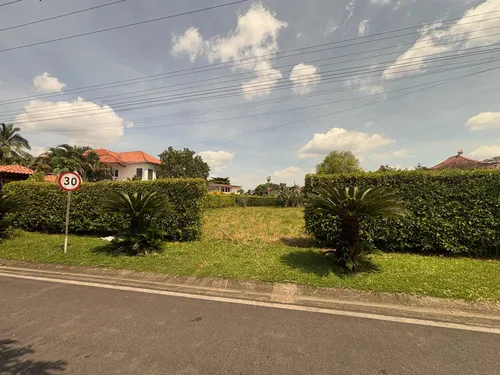 Lote En Condominio Balmoral 1.100 M2, Via Puerto López