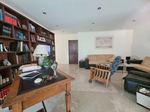 Casa Con Alberca En Venta En San Martinito, Frente A La Vista